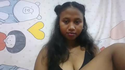 mendrika718601 online show from March 15, 2026, 8:09 am