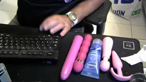 Snapshot of mentosgum chatting on October 14, 2025, 9:26 pm mentosgum online show from October 14, 2025, 9:26 pm