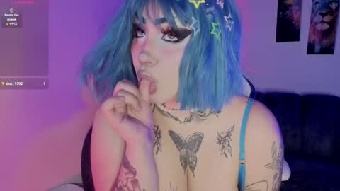 Snapshot of meow_boo chatting on May 21, 2026, 7:54 pm Aruz online show from May 21, 2026, 7:54 pm