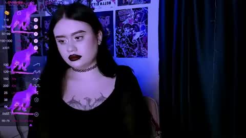 Snapshot of meow_marie chatting on July 3, 2026, 10:05 pm meow marie online show from July 3, 2026, 10:05 pm