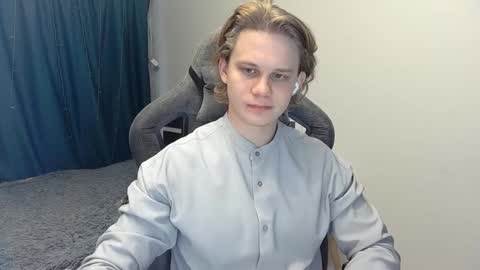 Snapshot of meow_mickey chatting on December 20, 2024, 4:31 am Mickey online show from December 20, 2024, 4:31 am