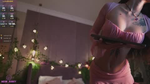 Heeyyooo Im Nans Subscribe to me I will be glad online show from December 12, 2024, 2:22 pm