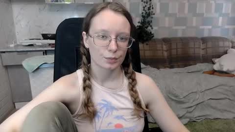 Snapshot of meowcr chatting on September 10, 2025, 12:27 pm meowcr online show from September 10, 2025, 12:27 pm