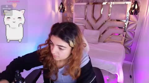    online show from September 17, 2025, 8:10 pm