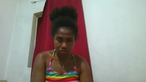 Snapshot of meraldaaaa chatting on October 25, 2025, 5:59 am meraldaaaa online show from October 25, 2025, 5:59 am