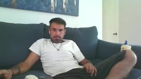 Snapshot of mercedes190d chatting on November 4, 2025, 3:22 pm Mercedes190d online show from November 4, 2025, 3:22 pm