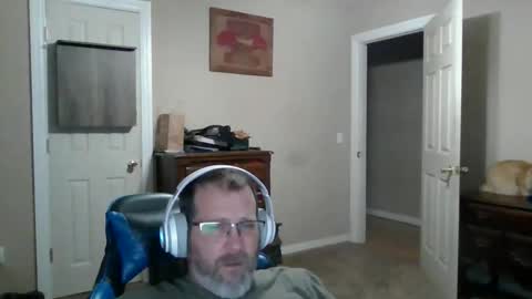 Snapshot of mercer1977 chatting on June 3, 2026, 12:52 pm mercer1977 online show from June 3, 2026, 12:52 pm