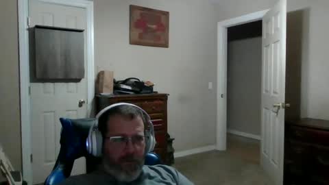 Snapshot of mercer1977 chatting on June 15, 2026, 12:07 pm mercer1977 online show from June 15, 2026, 12:07 pm