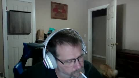 Snapshot of mercer1977 chatting on June 22, 2026, 11:51 am mercer1977 online show from June 22, 2026, 11:51 am