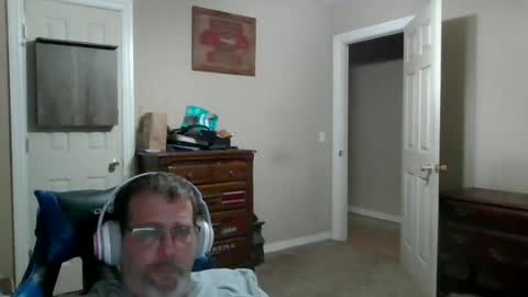 Snapshot of mercer1977 chatting on June 29, 2026, 4:07 pm mercer1977 online show from June 29, 2026, 4:07 pm