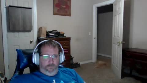 Snapshot of mercer1977 chatting on July 5, 2026, 3:56 am mercer1977 online show from July 5, 2026, 3:56 am