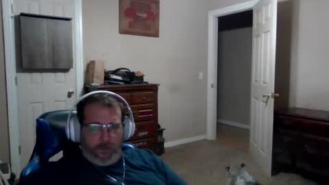 Snapshot of mercer1977 chatting on July 12, 2026, 2:57 am mercer1977 online show from July 12, 2026, 2:57 am