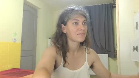 Snapshot of merciylove chatting on July 22, 2026, 6:00 pm Miss Helena online show from July 22, 2026, 6:00 pm