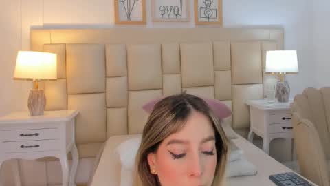   online show from December 11, 2024, 3:02 am