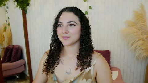 Snapshot of merida_bell18 chatting on September 12, 2025, 10:32 pm Merida Bell online show from September 12, 2025, 10:32 pm
