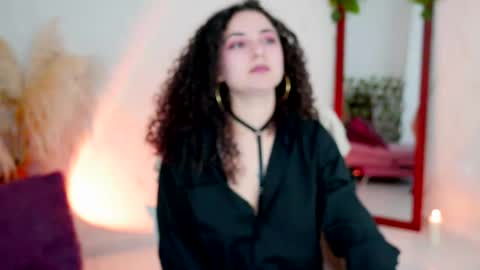 Merida Bell online show from April 22, 2026, 9:05 pm