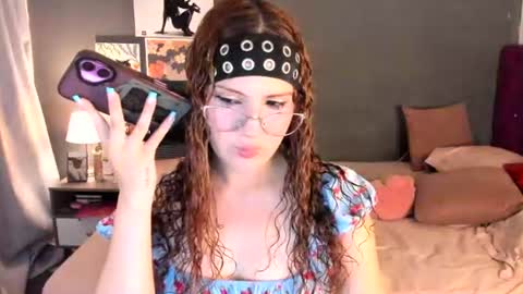 Snapshot of meridaxbrave_ chatting on July 2, 2026, 1:27 am laura 3 i am independent model online show from July 2, 2026, 1:27 am