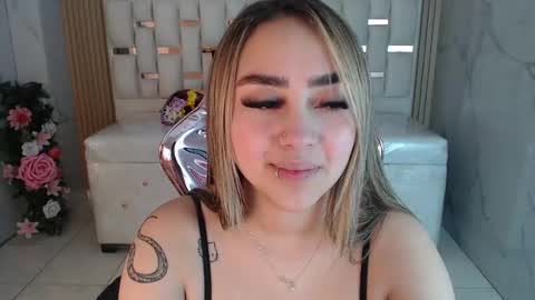 Snapshot of merloth_sub chatting on February 15, 2025, 3:09 am Merloth online show from February 15, 2025, 3:09 am