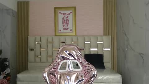 Snapshot of merloth_sub chatting on February 18, 2025, 3:10 am Merloth online show from February 18, 2025, 3:10 am