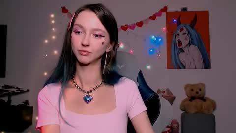 mermaidvibestides online show from February 15, 2026, 10:17 pm