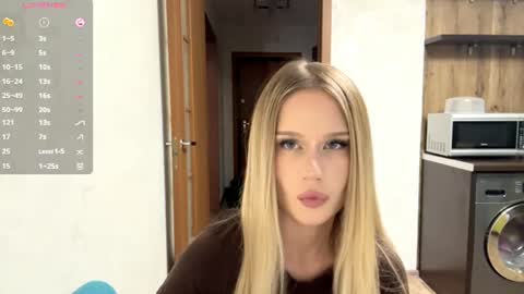 Stefani online show from July 15, 2026, 1:16 pm