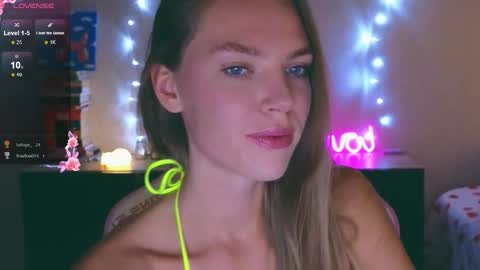 Snapshot of merry_dancers_ chatting on November 29, 2025, 4:21 pm Susan online show from November 29, 2025, 4:21 pm