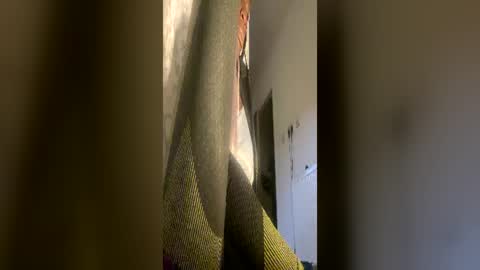 Snapshot of mertonalexis chatting on June 30, 2026, 5:58 pm Alexismerton online show from June 30, 2026, 5:58 pm