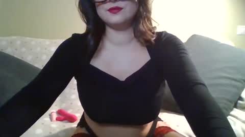 mery2006 online show from November 9, 2025, 7:01 pm