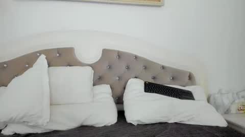 Mary online show from November 24, 2025, 9:47 pm