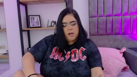 Mery Stone online show from April 26, 2026, 4:32 am