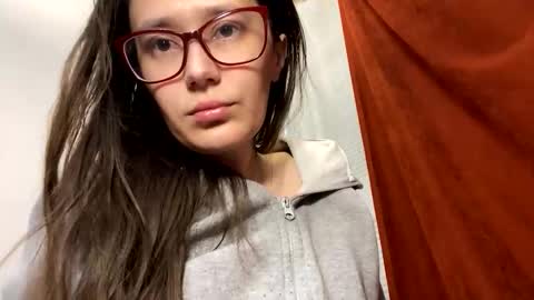 Snapshot of mesmerizing_hypn0_goddess chatting on October 7, 2025, 3:14 am Jessica online show from October 7, 2025, 3:14 am