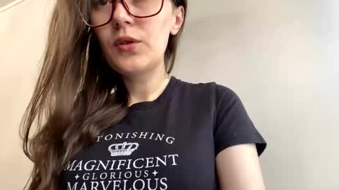 Snapshot of mesmerizing_hypn0_goddess chatting on October 9, 2025, 8:34 am Jessica online show from October 9, 2025, 8:34 am