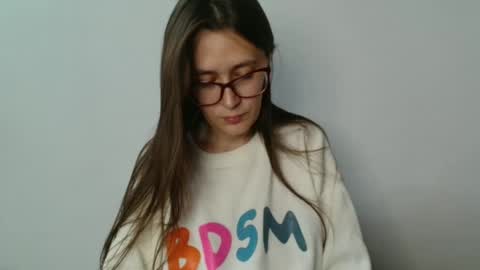 Snapshot of mesmerizing_hypn0_goddess chatting on October 16, 2025, 5:58 pm Jessica online show from October 16, 2025, 5:58 pm