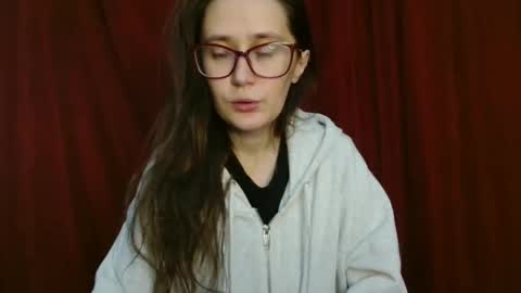 Snapshot of mesmerizing_hypn0_goddess chatting on November 5, 2025, 12:16 pm Jessica online show from November 5, 2025, 12:16 pm