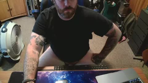 Snapshot of metalhead18787 chatting on August 7, 2026, 12:40 pm metalhead18787 online show from August 7, 2026, 12:40 pm
