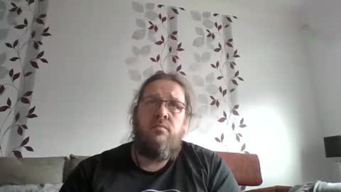 Snapshot of metallbuddy chatting on January 19, 2025, 11:12 am ask me online show from January 19, 2025, 11:12 am