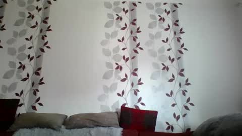 Snapshot of metallbuddy chatting on February 19, 2025, 11:49 am ask me online show from February 19, 2025, 11:49 am