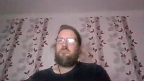 Snapshot of metallbuddy chatting on December 17, 2025, 6:19 am ask me online show from December 17, 2025, 6:19 am