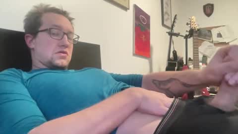 Snapshot of metallica92786 chatting on March 3, 2025, 10:10 pm metallica92786 online show from March 3, 2025, 10:10 pm