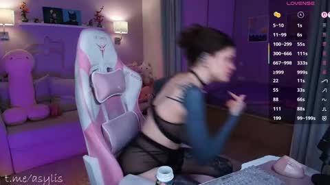 Snapshot of metanoiiia chatting on May 16, 2026, 6:43 am Lisa 3 next stream online show from May 16, 2026, 6:43 am