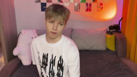 Arthur online show from April 27, 2026, 9:02 pm