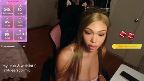 mew2wo online show from February 8, 2026, 7:12 am