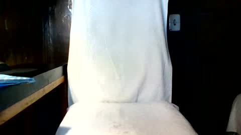 mexshot online show from June 14, 2026, 8:33 pm