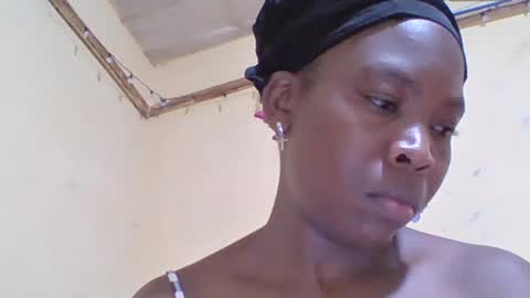 Meybel online show from June 28, 2026, 8:48 pm