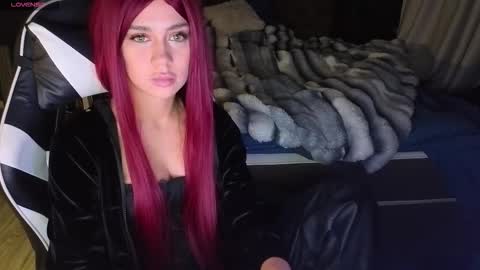 Snapshot of mezzalunaa chatting on December 4, 2025, 10:18 pm vollmond online show from December 4, 2025, 10:18 pm