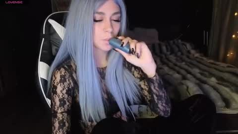 Snapshot of mezzalunaa chatting on February 1, 2026, 10:19 pm vollmond online show from February 1, 2026, 10:19 pm