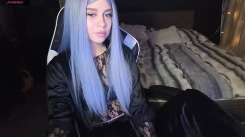 Snapshot of mezzalunaa chatting on March 11, 2026, 9:54 pm vollmond online show from March 11, 2026, 9:54 pm