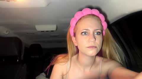 Snapshot of mezzy69 chatting on February 20, 2025, 9:22 am mezzy69 online show from February 20, 2025, 9:22 am