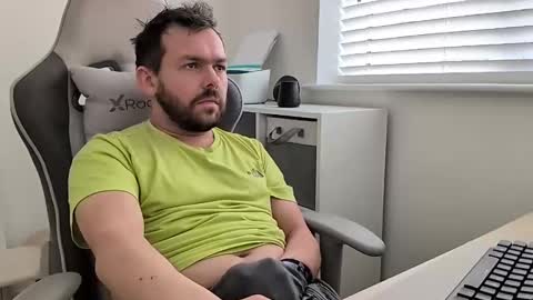 Snapshot of mg_of chatting on February 26, 2025, 3:41 pm mg-of online show from February 26, 2025, 3:41 pm