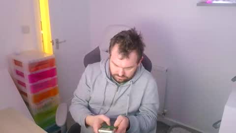 mg-of online show from December 17, 2025, 8:31 am